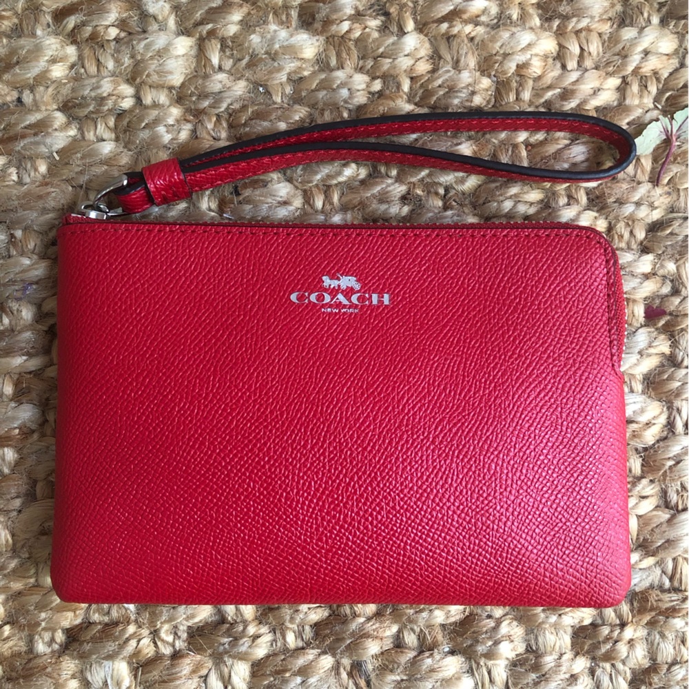New: Coach Corner Zip Wristlet. Red.